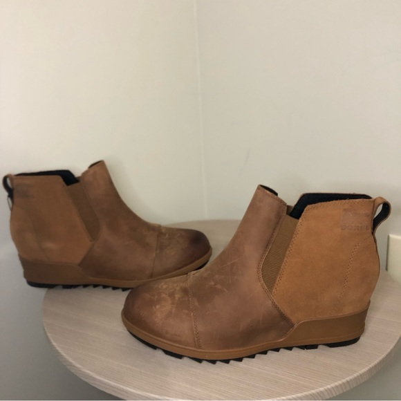 SOREL Evie Pull-On Wedge Booties - Picture 5 of 9